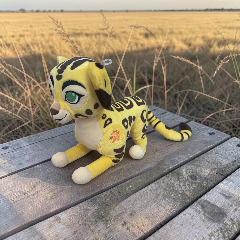 Disney Store The Lion Guard Fuli Cheetah Plush Stuffed Animal Yellow Green Eyes